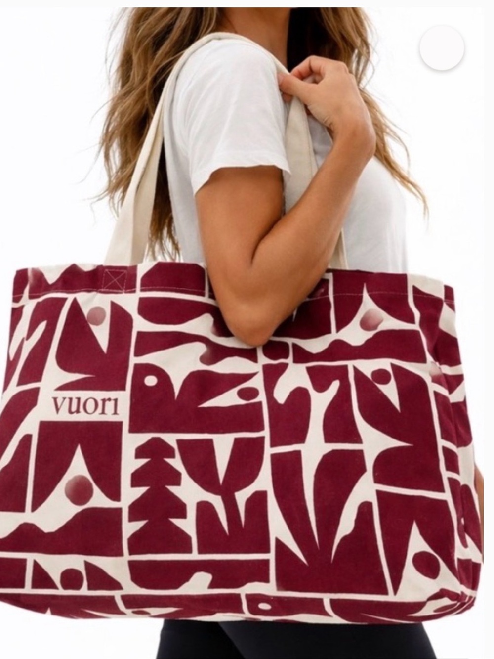 VUORI NWT Limited Edition Tote and Pouch Two-Piece Set